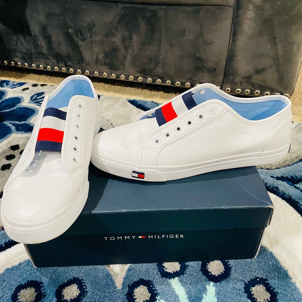 Tommy Hilfiger tennis shoes